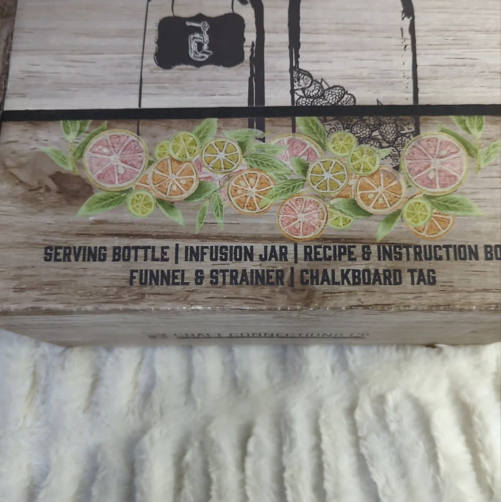 NIB The Spirit Infusion Kit Infuse Your Booze Includes Recipe & Instruction Book